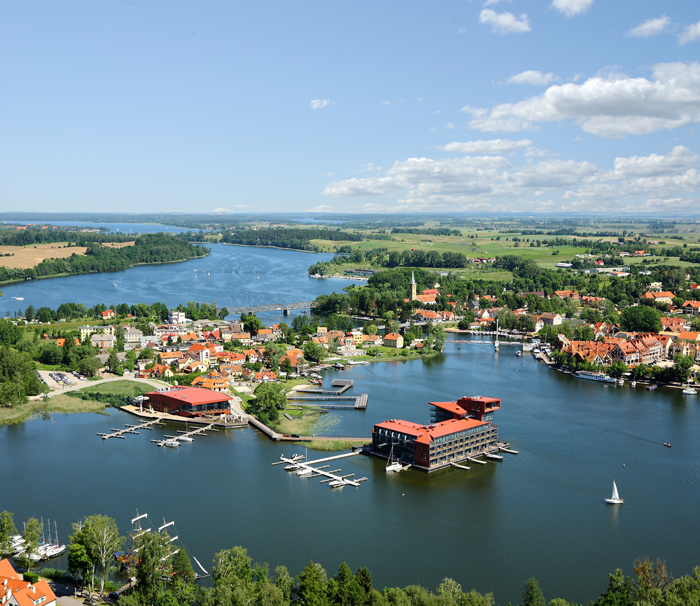 Hotel Mikolajki - Finde ein Zimmer für eine Übernachtung in Mokolajki