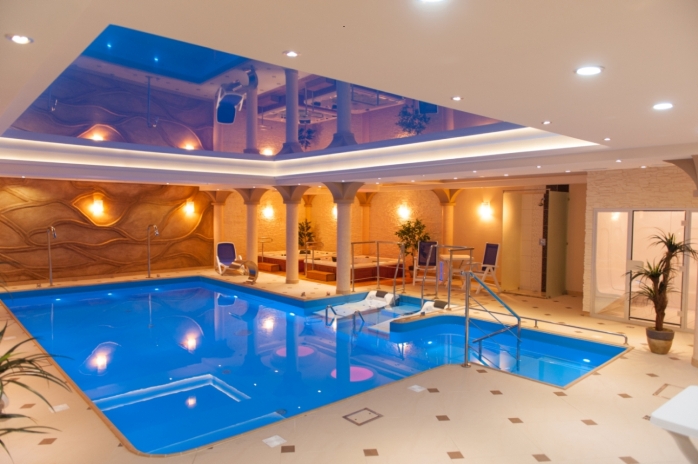 Adam & Spa - Gemütliches Hotel mit Schwimmbad und Massagen