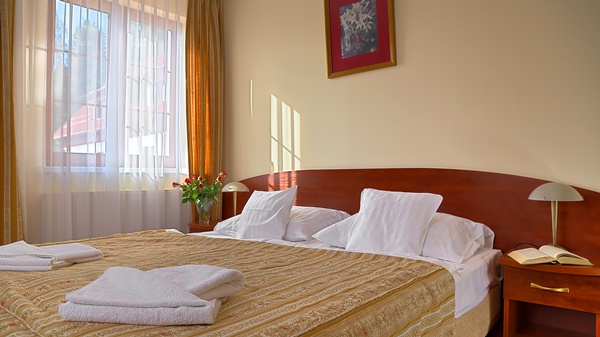 Le Mont Medical & SPA - Hotel mit Schwimmbad und guter Küche mit toller Speisekarte