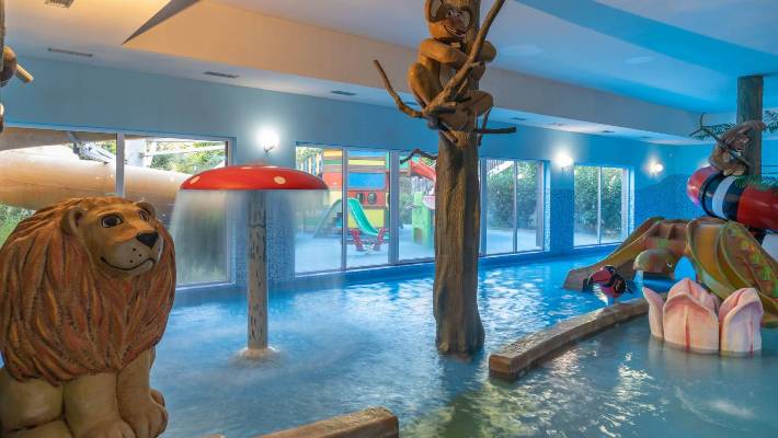 Sandra Spa Karpacz - Hotel am schönen Kurgarten von Krummhübel im Riesengebirge