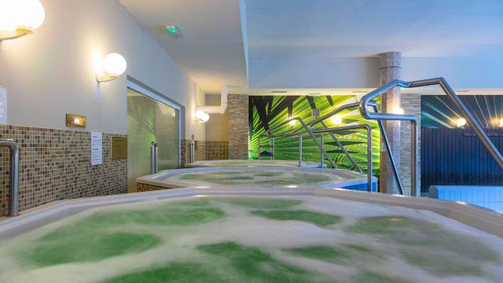 Sandra Spa Karpacz - Hotel am schönen Kurgarten von Krummhübel im Riesengebirge