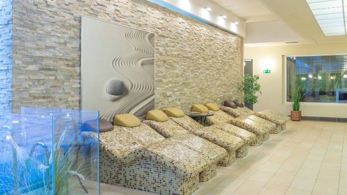 Sandra Spa Karpacz - Hotel am schönen Kurgarten von Krummhübel im Riesengebirge