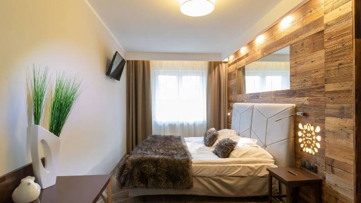 Sandra Spa Karpacz - Hotel am schönen Kurgarten von Krummhübel im Riesengebirge