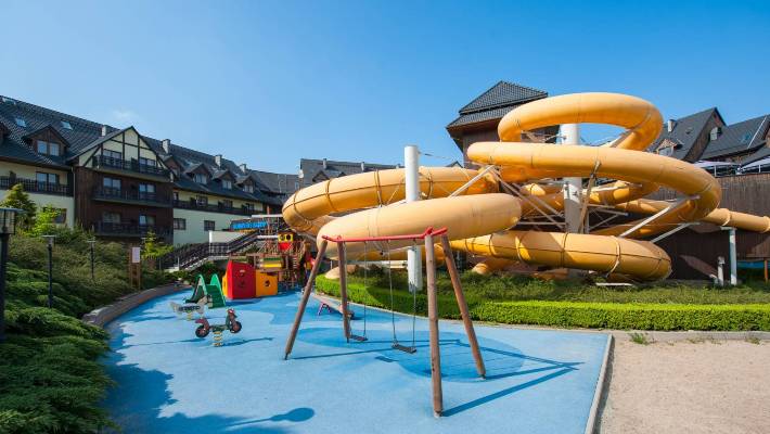 Sandra Spa Karpacz - Hotel am schönen Kurgarten von Krummhübel im Riesengebirge