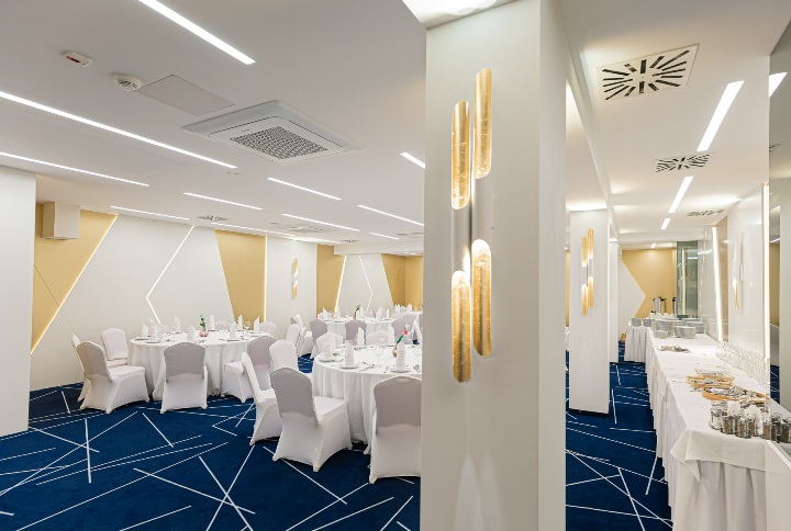 Trofana sun & sea - Günstiges Hotel passend zum Filmfestival und Events