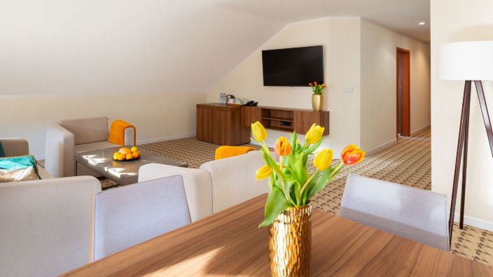 Verde Montana - Das Hotel bietet Wellness, Spa, Pool, Sauna, Massage und Kinderclub