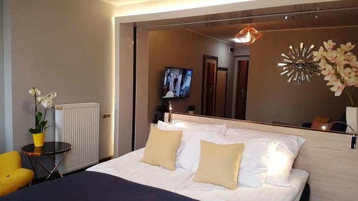 DELF INN