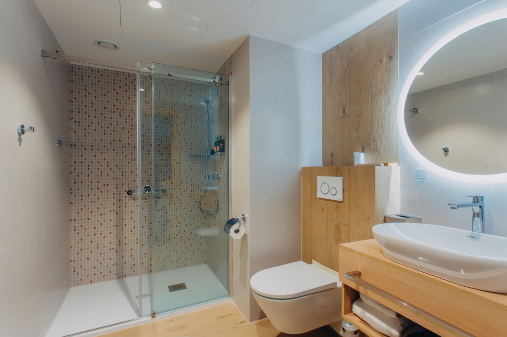 Linea Mare - 5 Sterne Strandhotel mit Pool & Spa