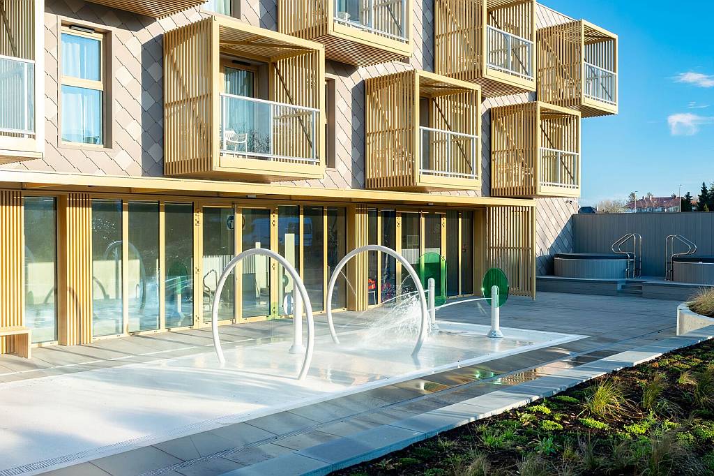 Nickel Resort - Hotel mit Zimmern und Appartements am Meer